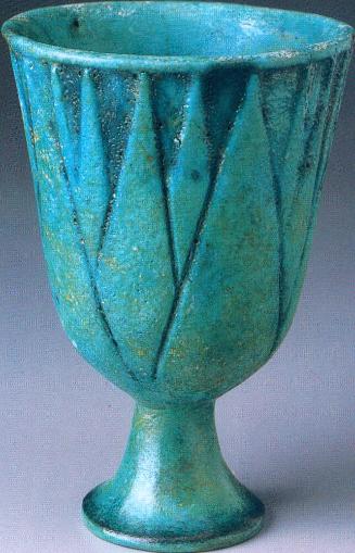 GOBLET IN THE FORM OF A BLUE LOTUS