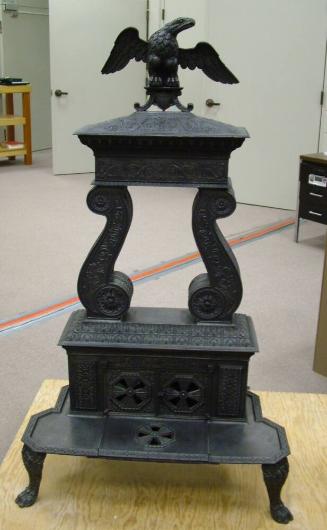 LOW AND LEAKE IRON STOVE