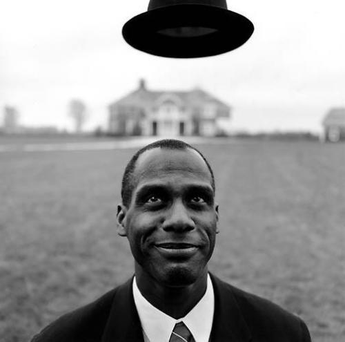 Man with floating hat, 1999