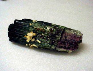 TOURMELINE CRYSTAL (FIBROUS, MULITICOLORED)