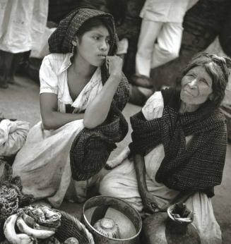 VENDEDORAS EN UN MERCADO