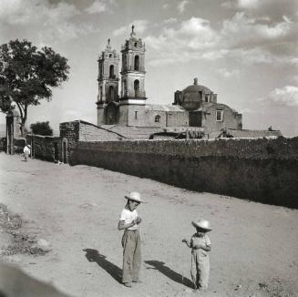 DOS NINOS EN LA CALLE