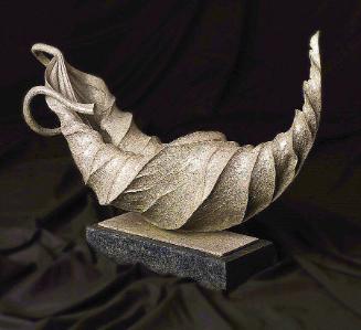 WINTER HIBISCUS LEAF