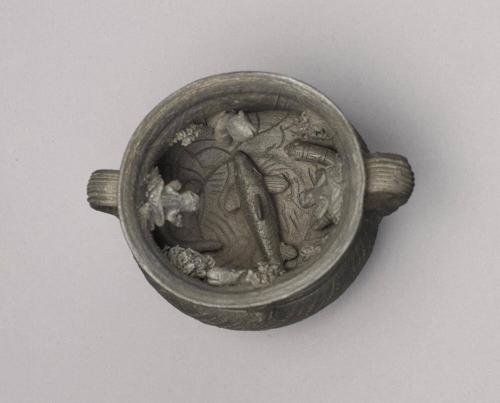 Handled Bowl with Fish and other applied decoration (Búcaro de Indias)