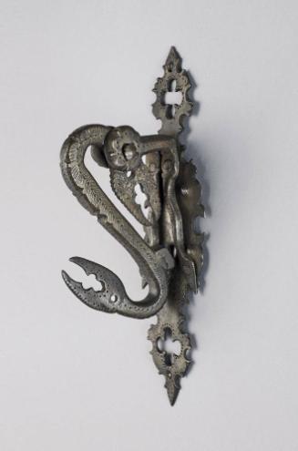 Door Knocker with Crab Claws