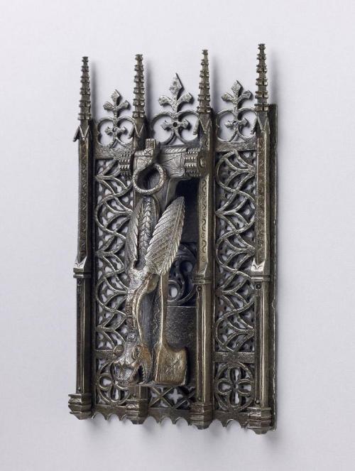 Door Knocker with a Dragon